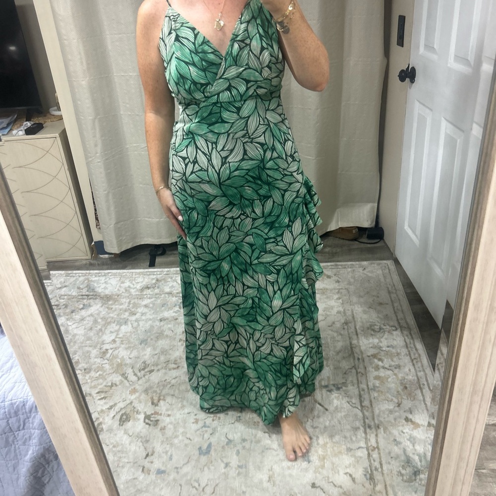 Lulu's Green Leaf Pattern Maxi Dress